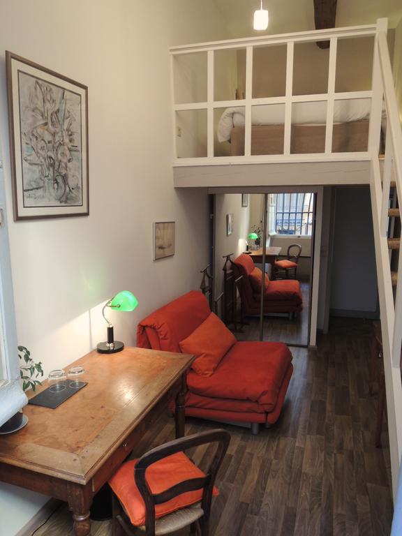 Bed And Breakfast Jardin De Marie Aix-en-Provence Oda fotoğraf